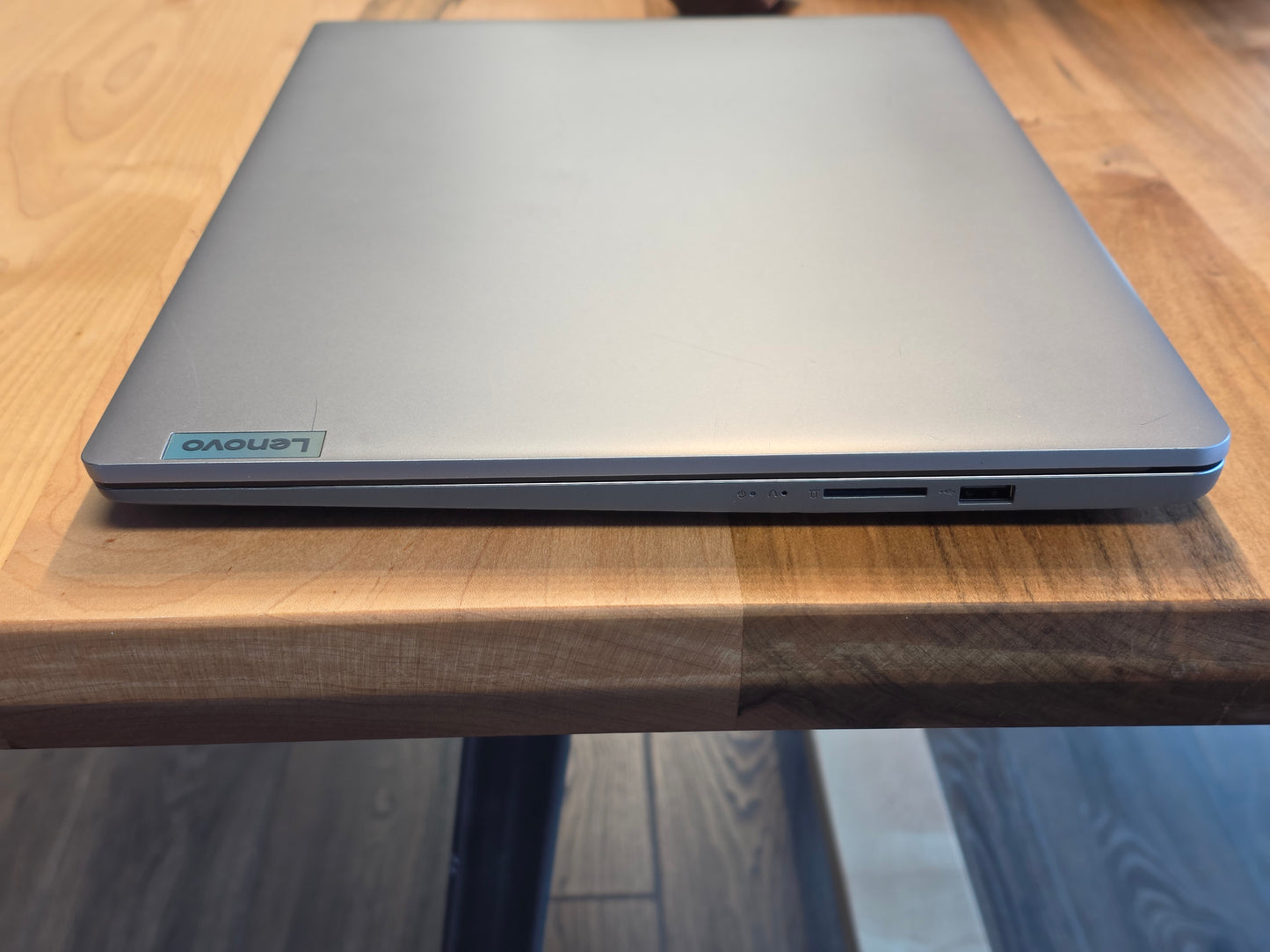 17" Lenovo IdeaPad 3 - i5-1135G7, 8GB DDR4, 256GB SSD