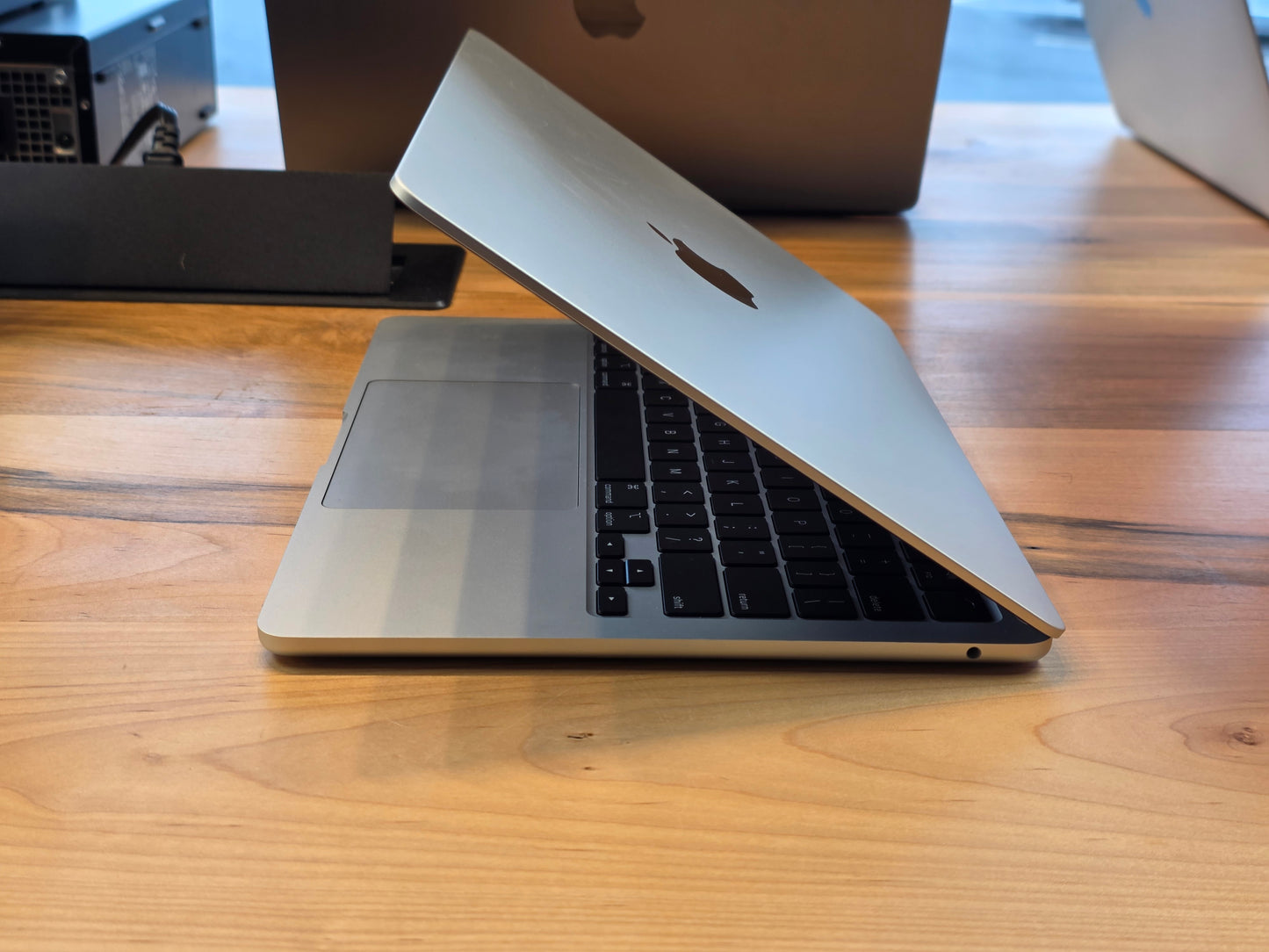 2024 13" M3 Apple MacBook Air