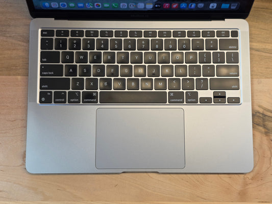 2020 13" M1 Apple MacBook Air