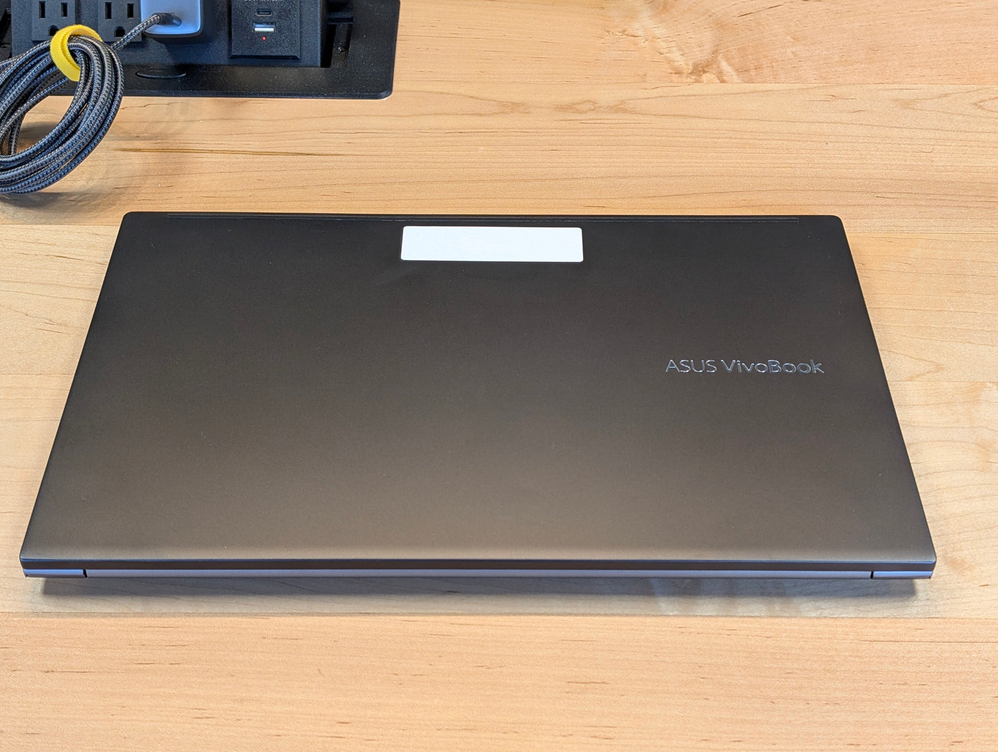 15.6" ASUS VivoBook - i7, 16GB, 512GB SSD w/ iRIS Xe Graphics