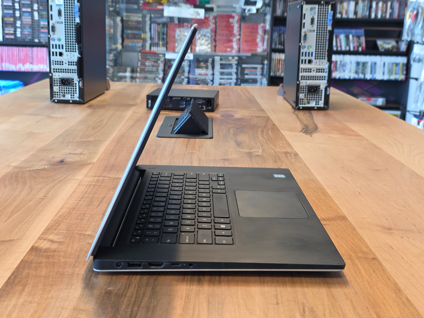 15" Dell XPS 9550 Laptop