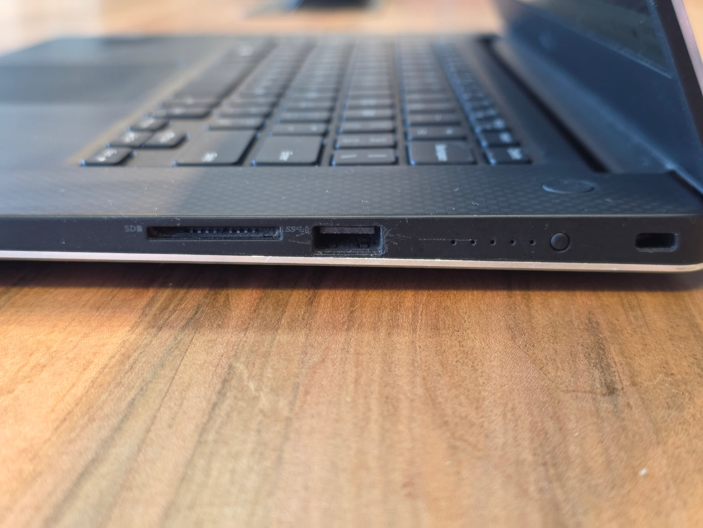 15" Dell XPS 9550 Laptop