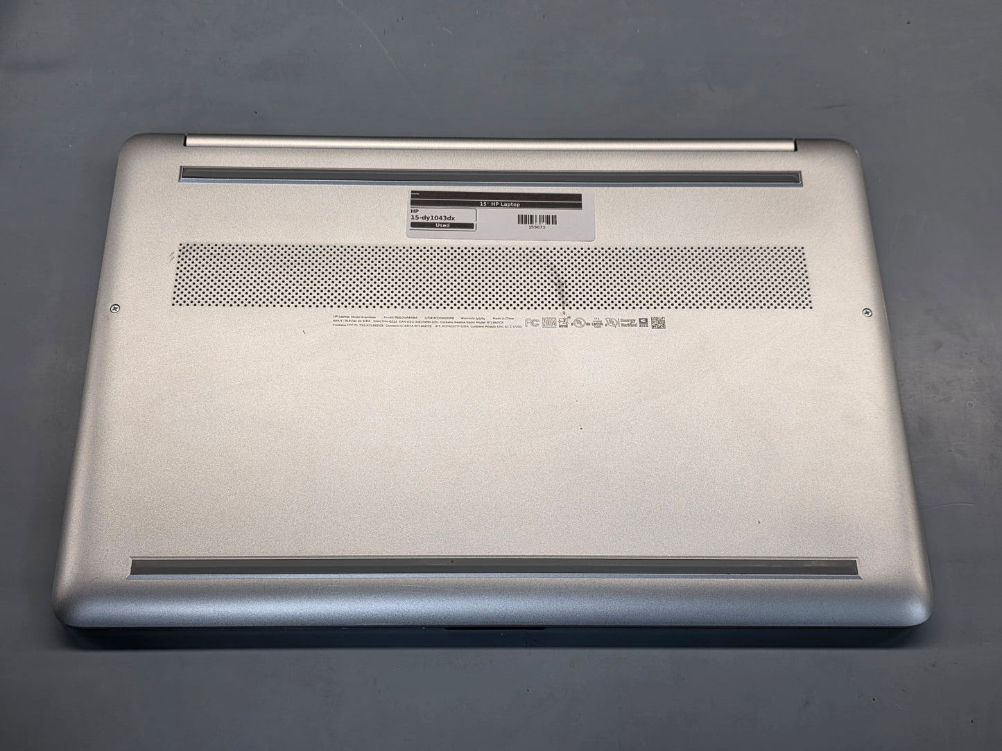 2021 15" HP Laptop 15-DY1043DX