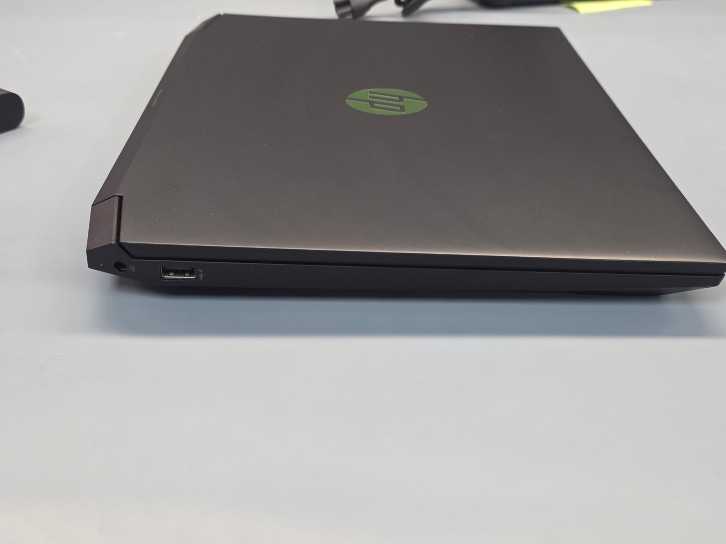 15" HP Pavilion Gaming Laptop 15-EC0XX