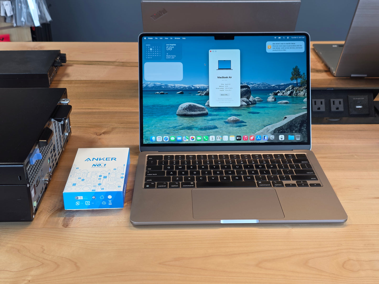 2022 13.6" Apple MacBook Air M2