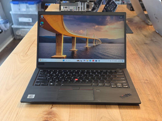 14" Lenovo ThinkPad X1 Carbon 7th Gen