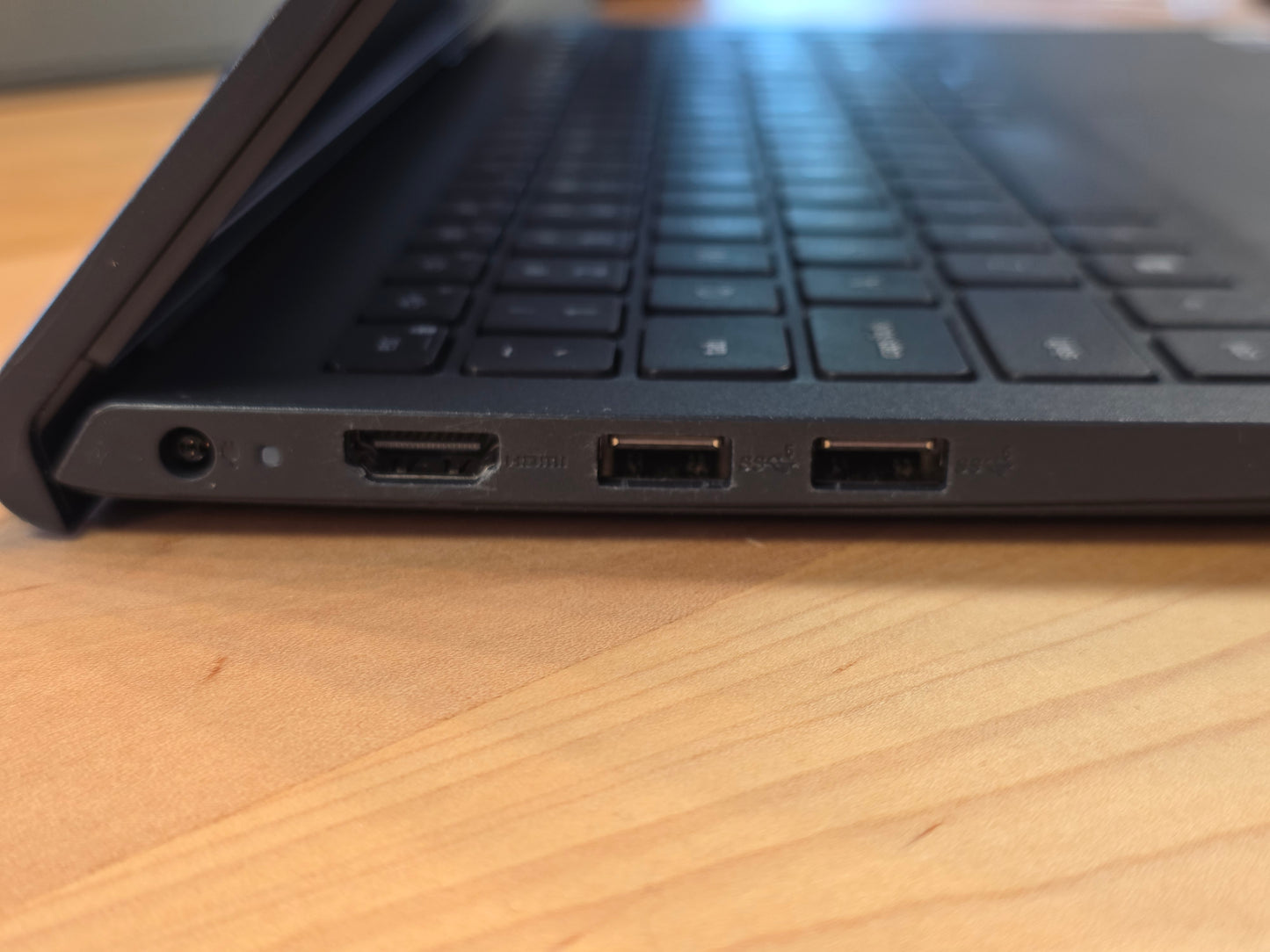15" Dell Inspiron 15 3520
