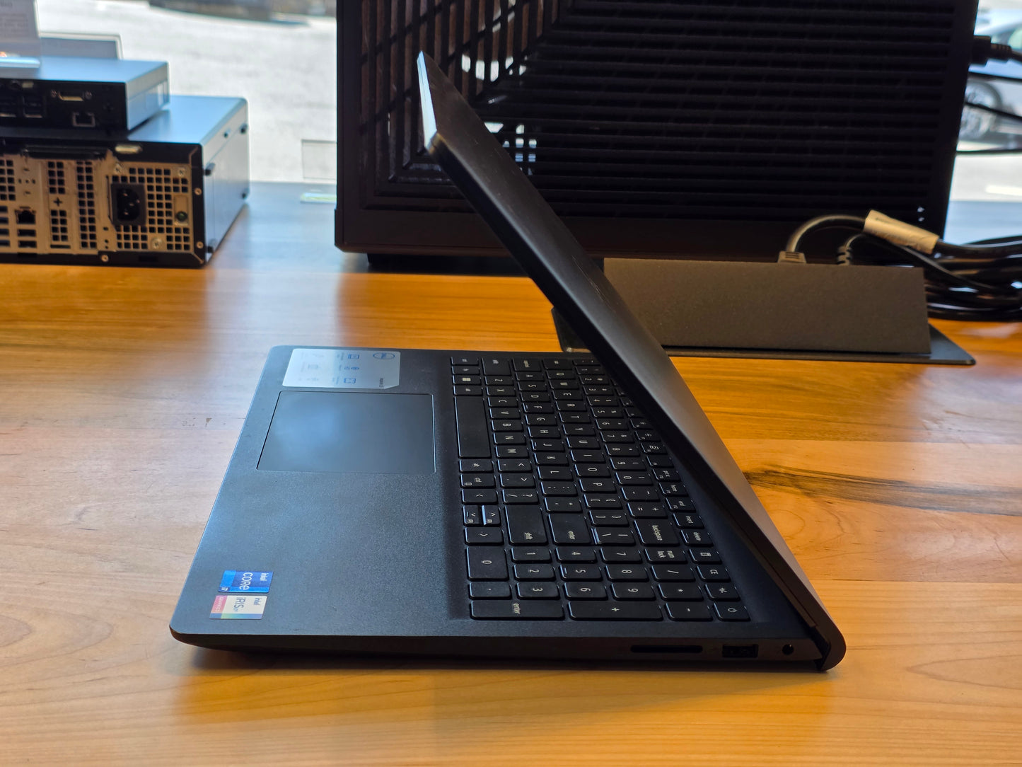 15" Dell Inspiron 15 3520