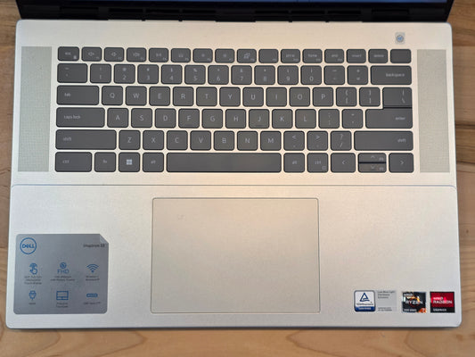 16" Dell Inspiron 16 5625