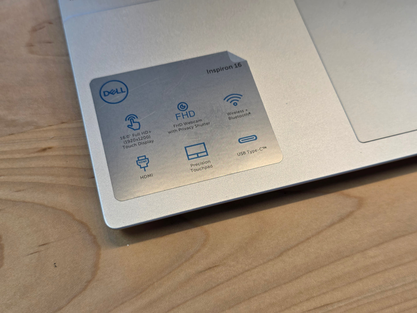 16" Dell Inspiron 16 5625
