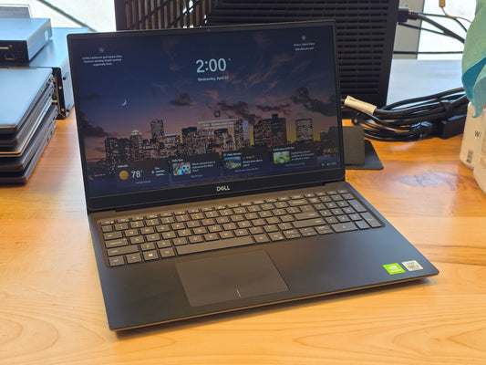 15" Dell Vostro 5590