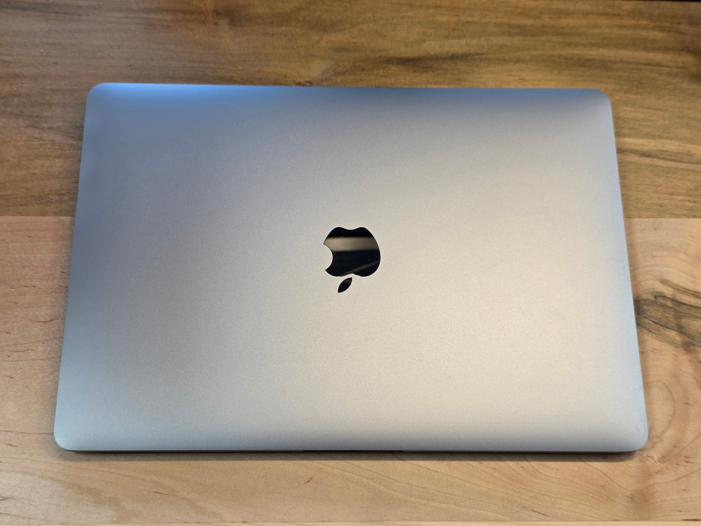 2020 13" M1 Apple MacBook Air