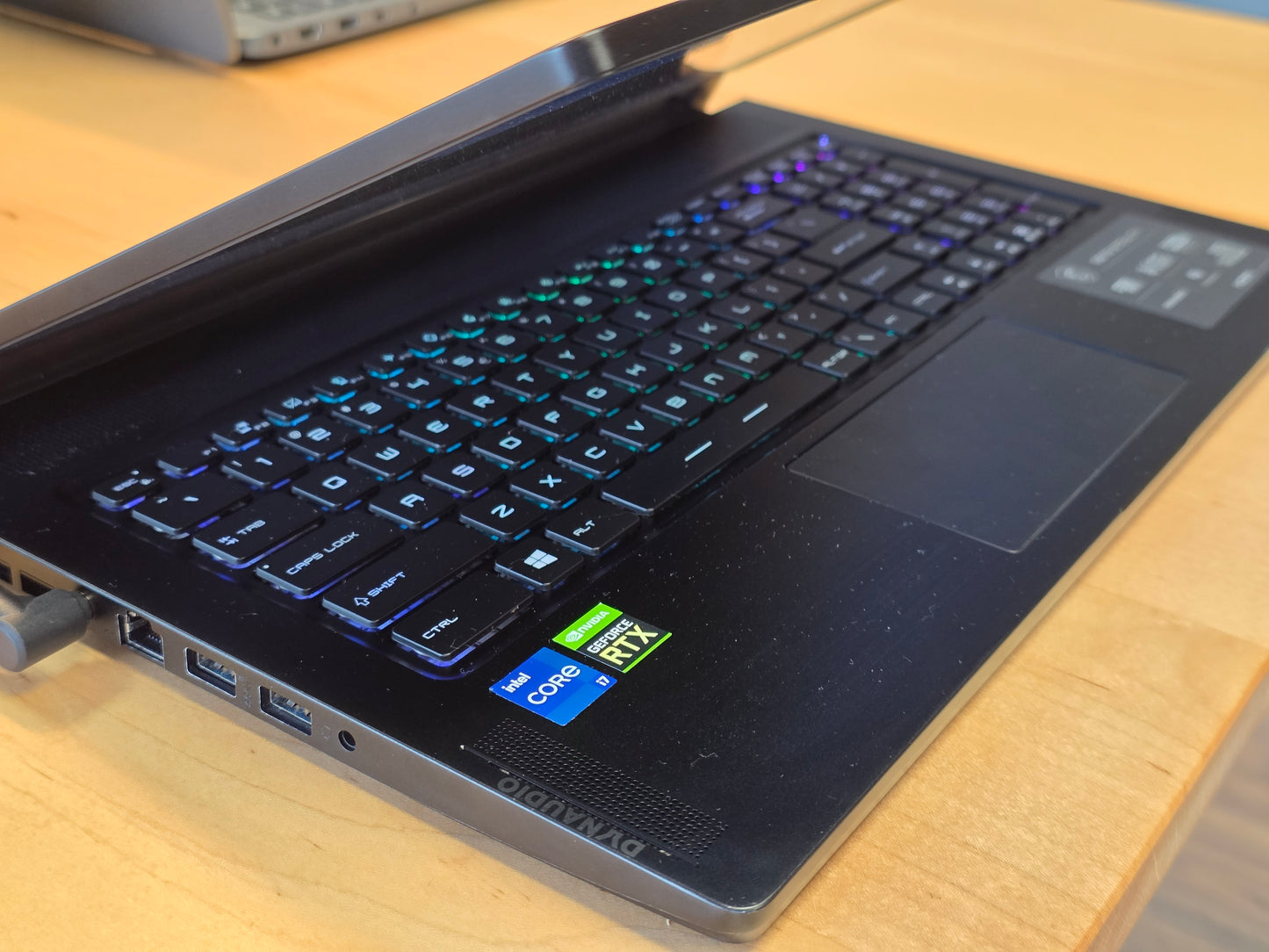 17.3" MSI Stealth GS76 11UH
