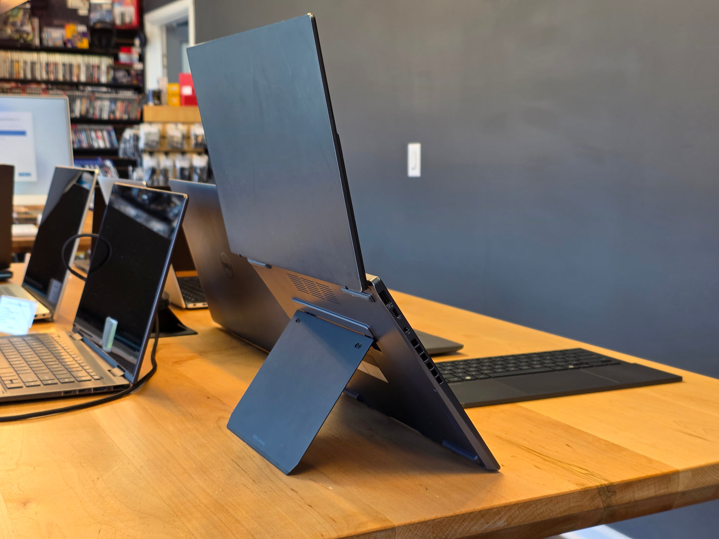 14" ASUS ZenBook Duo UX8406C