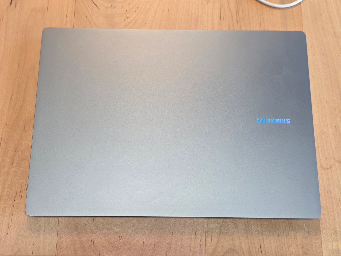 16" Samsung Book 4