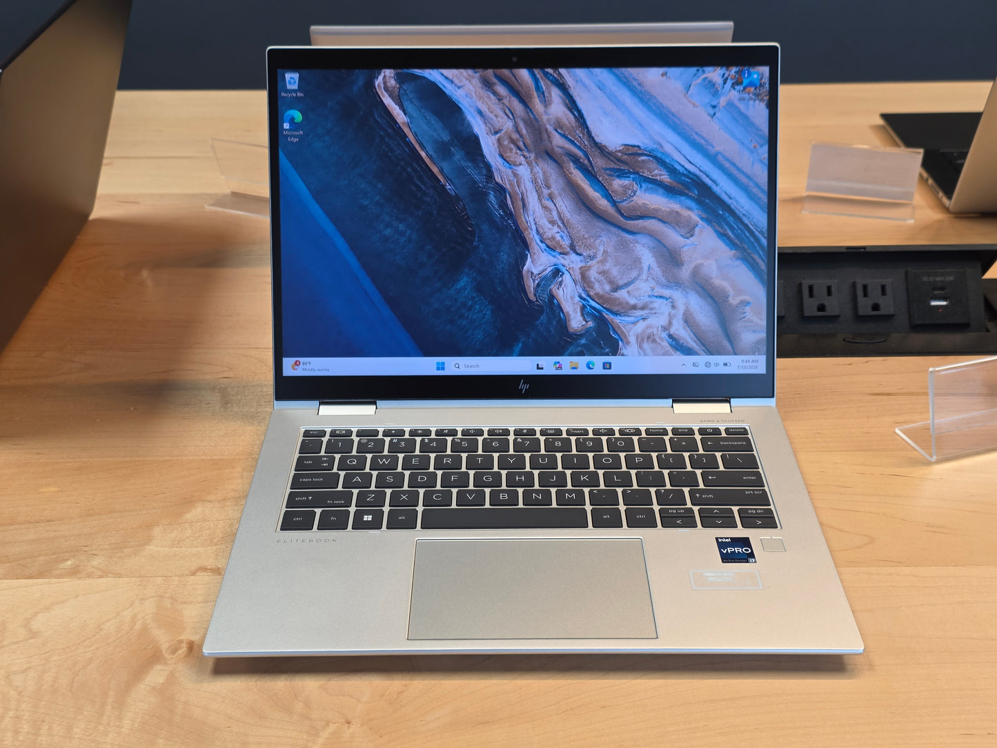 14" HP Elite X360 1040 G9 2-in-1 NoteBook PC