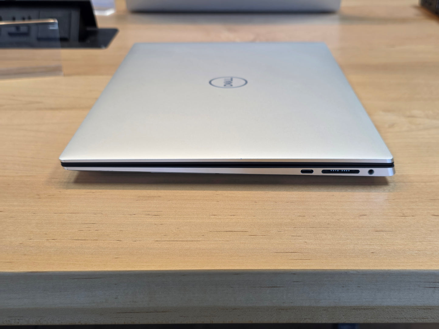 15" Dell XPS 15 9520