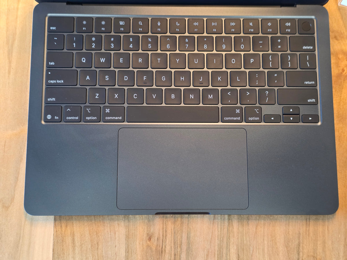 13" Apple MacBook Air 2025