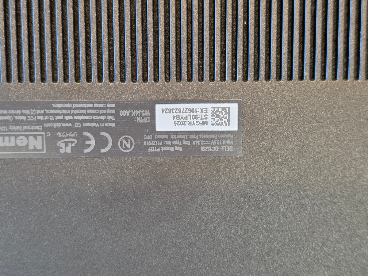 15" Dell Latitude 2026