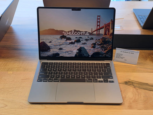 13" Apple MacBook Air 2024