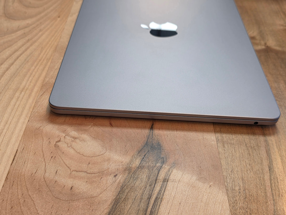 13" Apple MacBook Air 2024