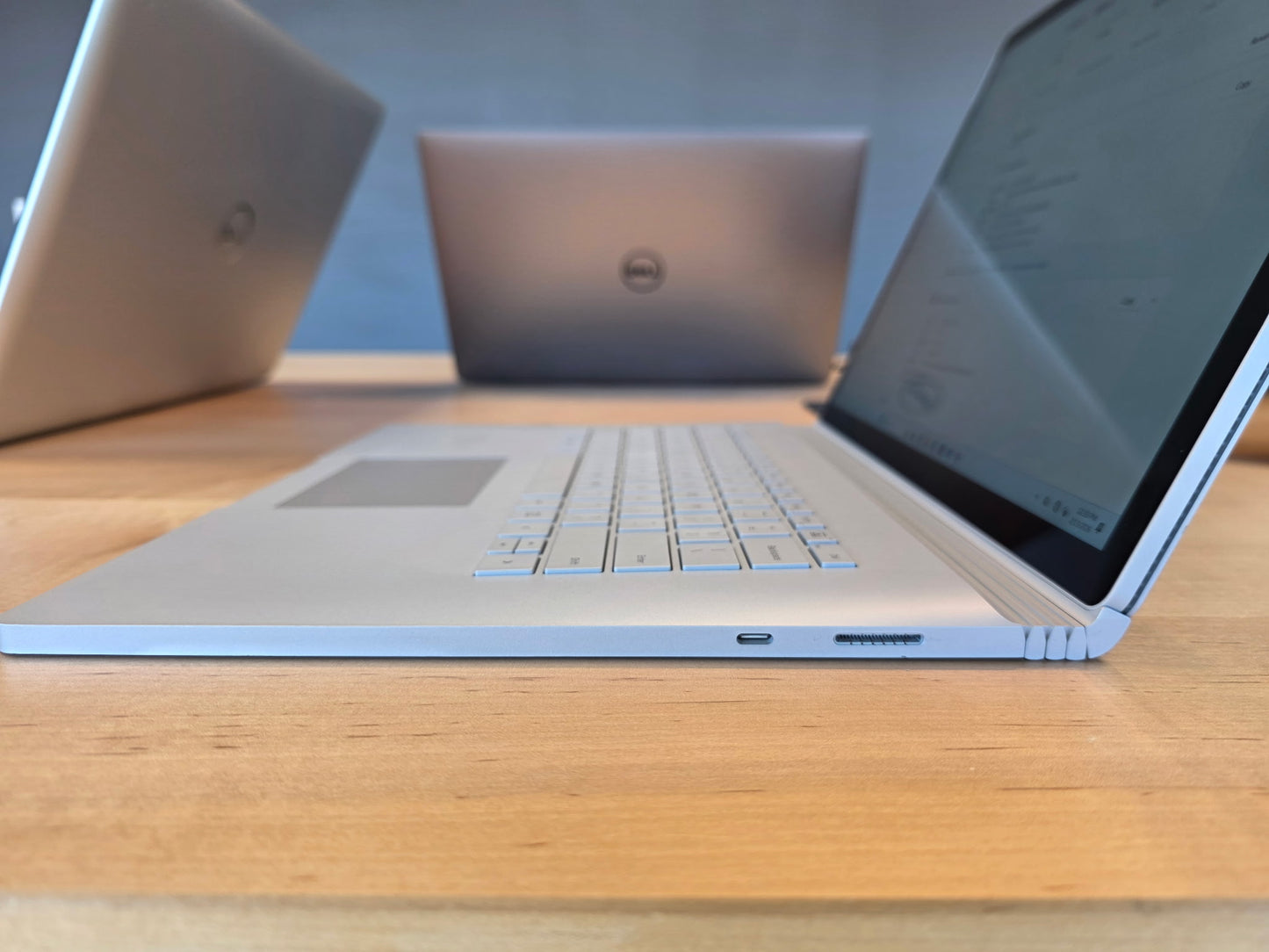 2019 13.5" Microsoft Surface Book 2