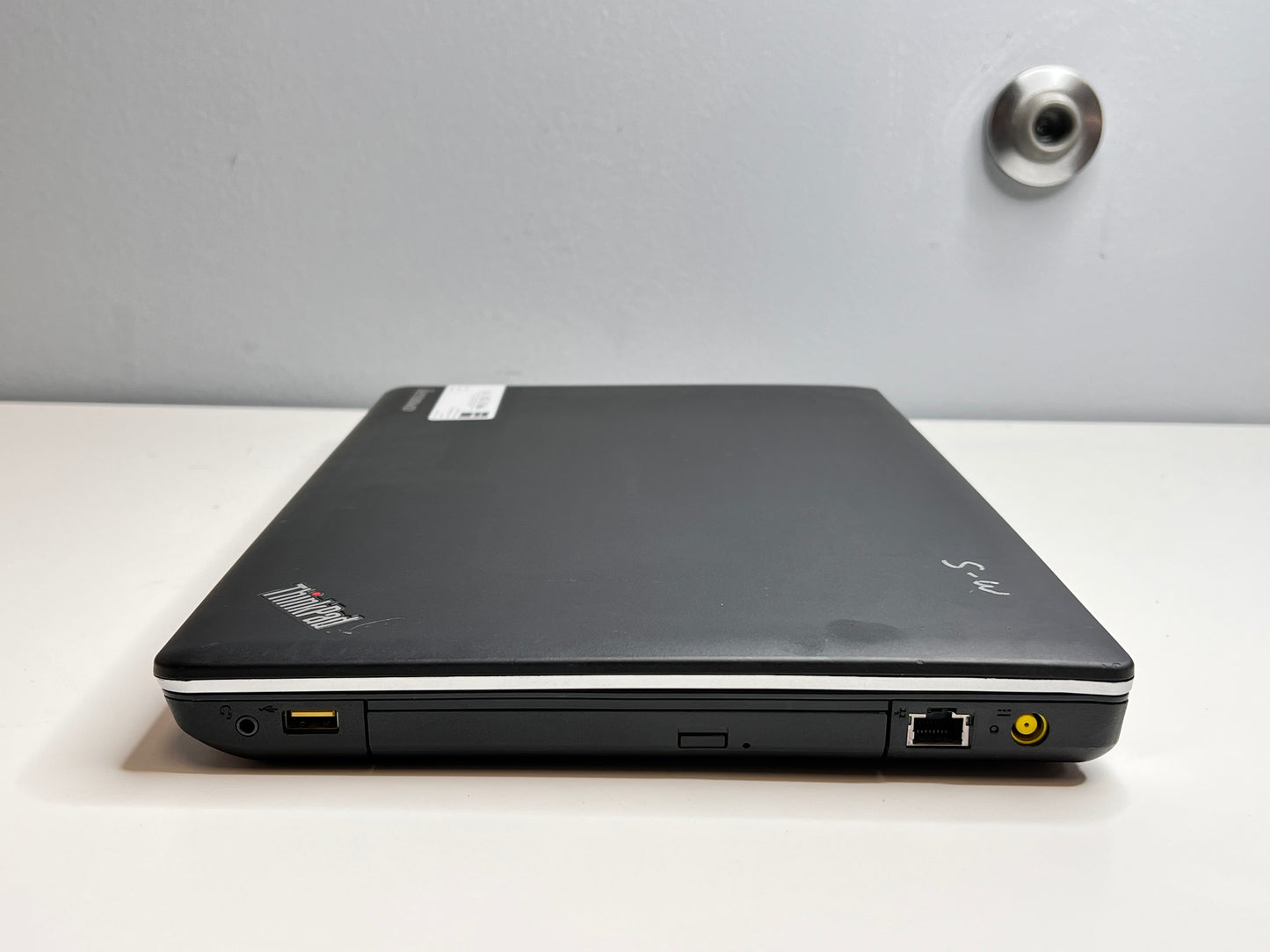 Lenovo Edge E545 15.6" Laptop (AMD A6-5350M, 8GB DDR3, 128GB SSD)