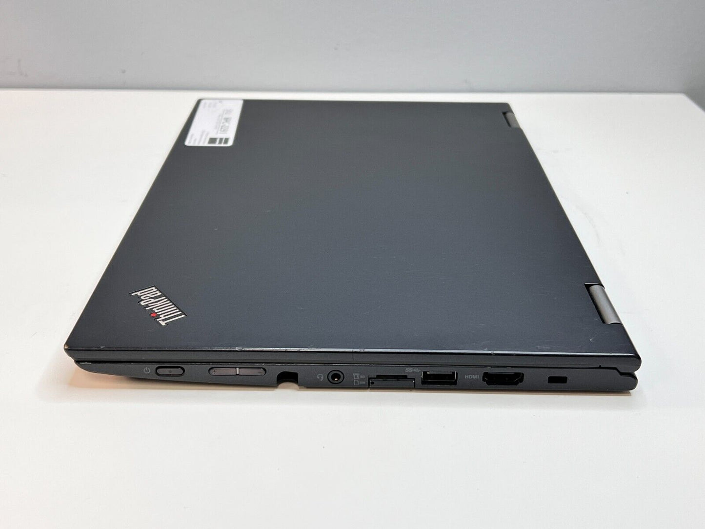 2in1 Lenovo Yoga X260 (i5-6200U, 8GB, 192GB NVMe M.2 SSD) w/ W10 Pro & 12" Touch